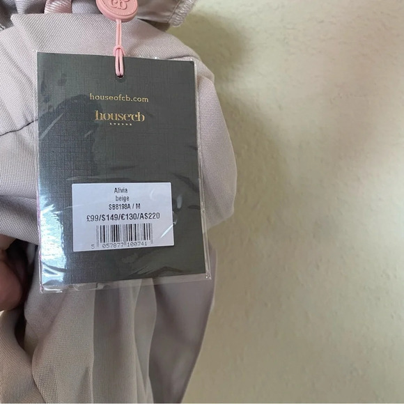 NWT House of CB Alivia BEIGE LOOSE FIT TROUSERS straight leg minimalist size M - Picture 12 of 16